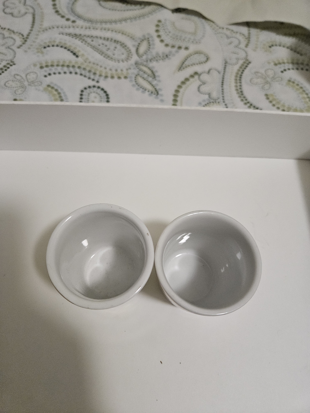 Iridescent Ceramic Shot Glasses with Flamingo and Tropical Fish - Picture 2 of 7